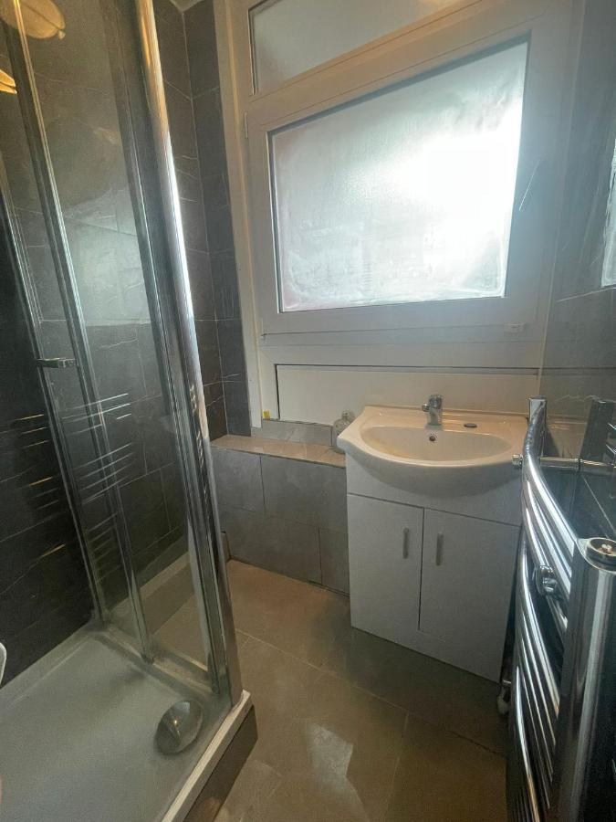 Cosy Room With Smart Tv In Central London Exterior photo